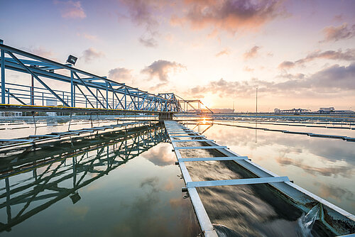 Wassertechnik, Abwassertechnik, Kleinkläranlagen, Pumpensteuerungen und Druckschalter